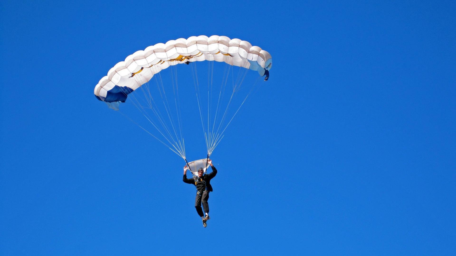 【联盟领跑者】天使队豪取五连胜，天使战队联合创始人